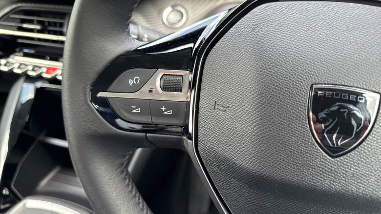 Peugeot 208 1.2 PureTech 100 Active 5dr Petrol Hatchback